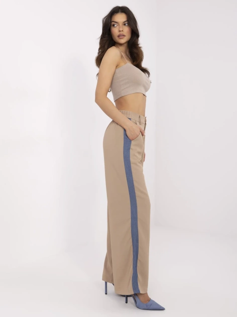 Camelowe materiałowe spodnie z lampasami