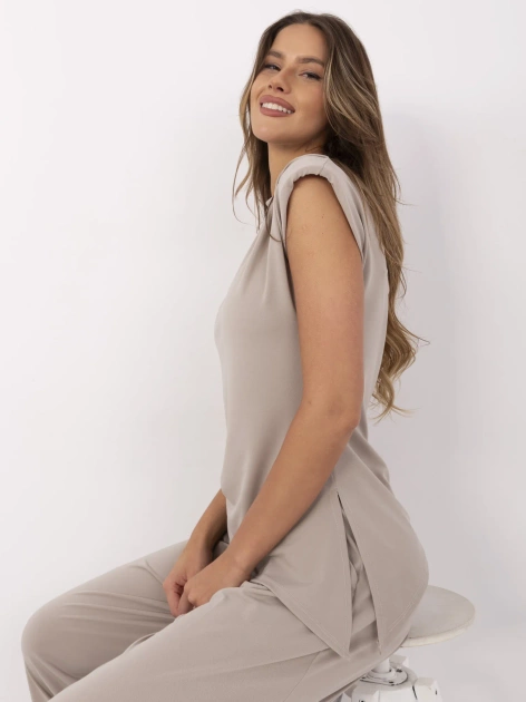 Ciemnobeżowy elegancki komplet bez rękawów
