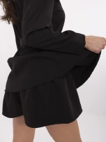 Czarny wizytowy kombinezon damski z szortami