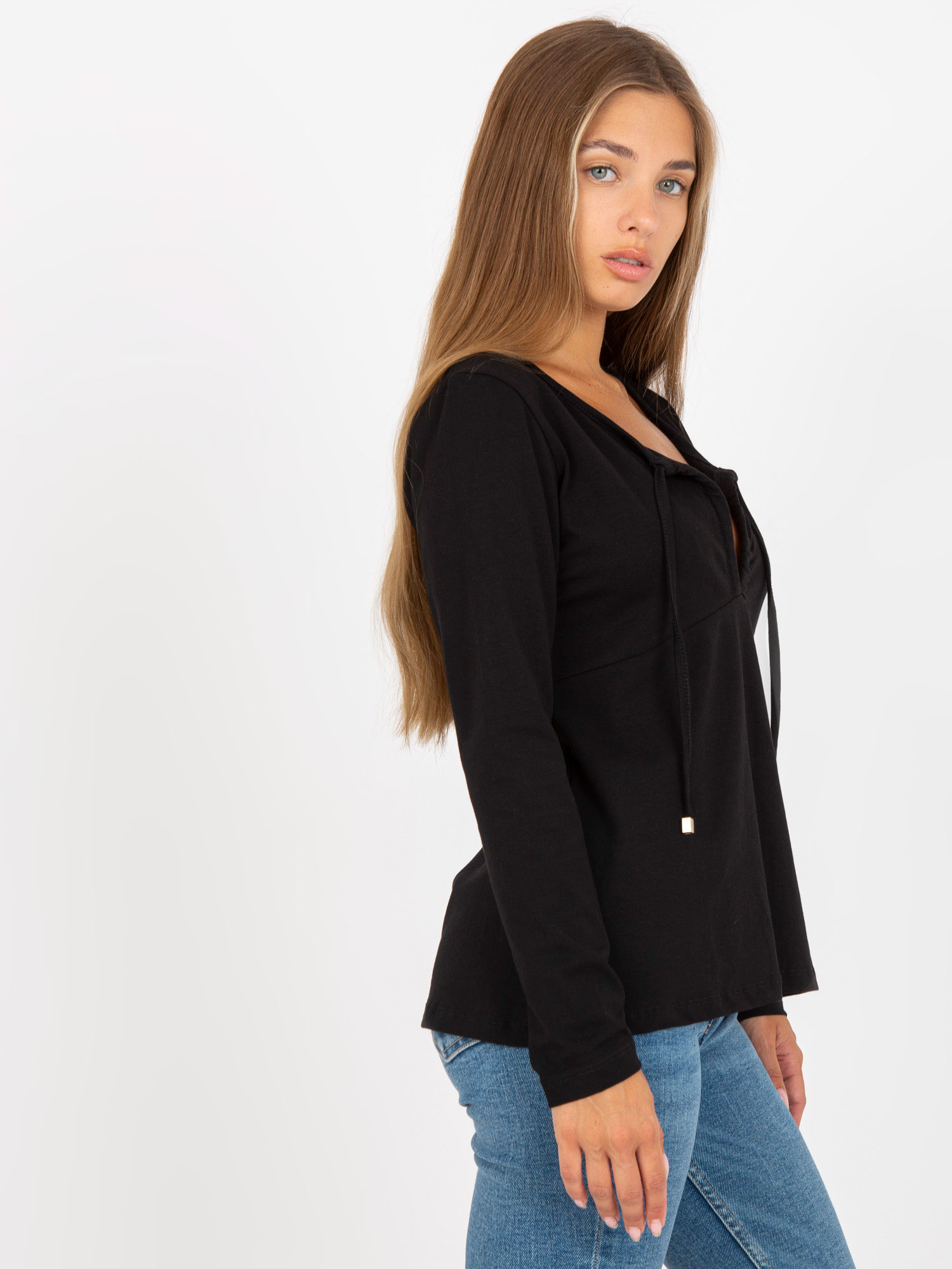 Großhandel Schwarzes Basic-Top mit gebundenem Ausschnitt RUE PARIS.