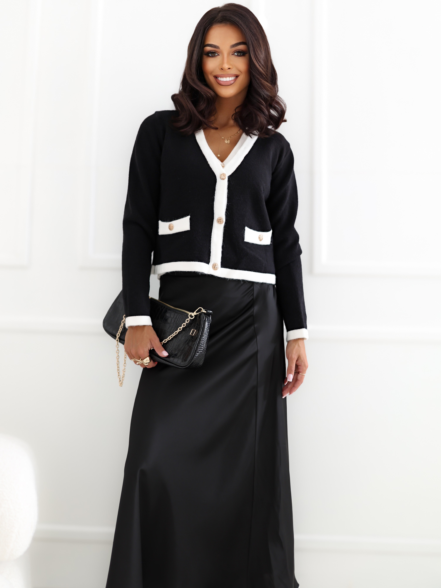 Schwarzer eleganter Pullover 2in1 mit Weste.