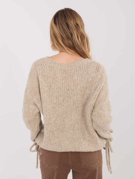 Ciemnobeżowy sweter w jednolitym kolorze