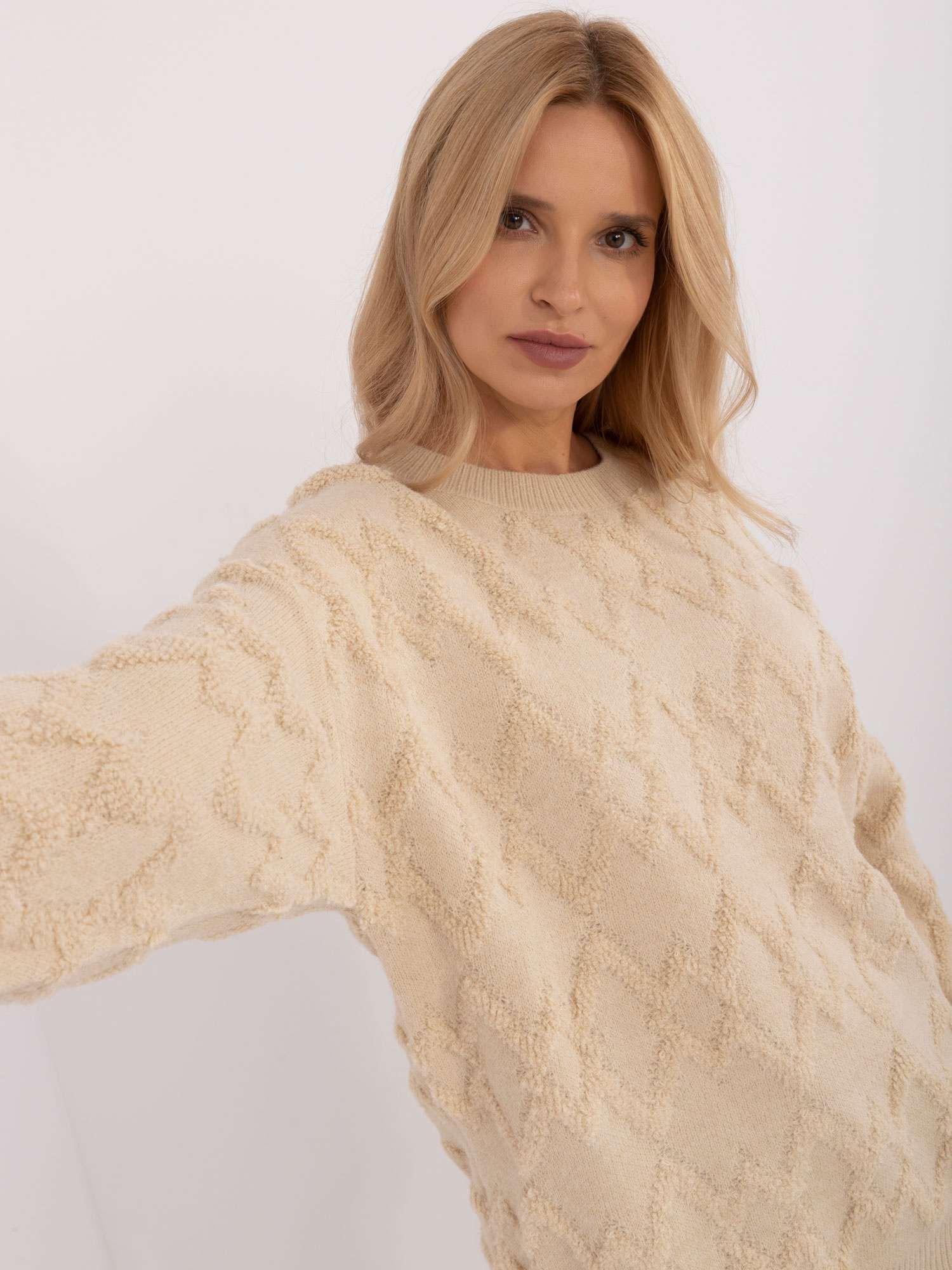 Sweter jasny beżowy