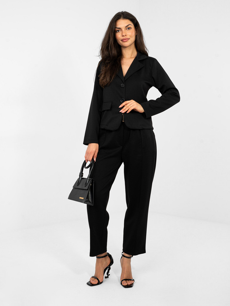 Czarna dresowa marynarka z miękkiego materiału