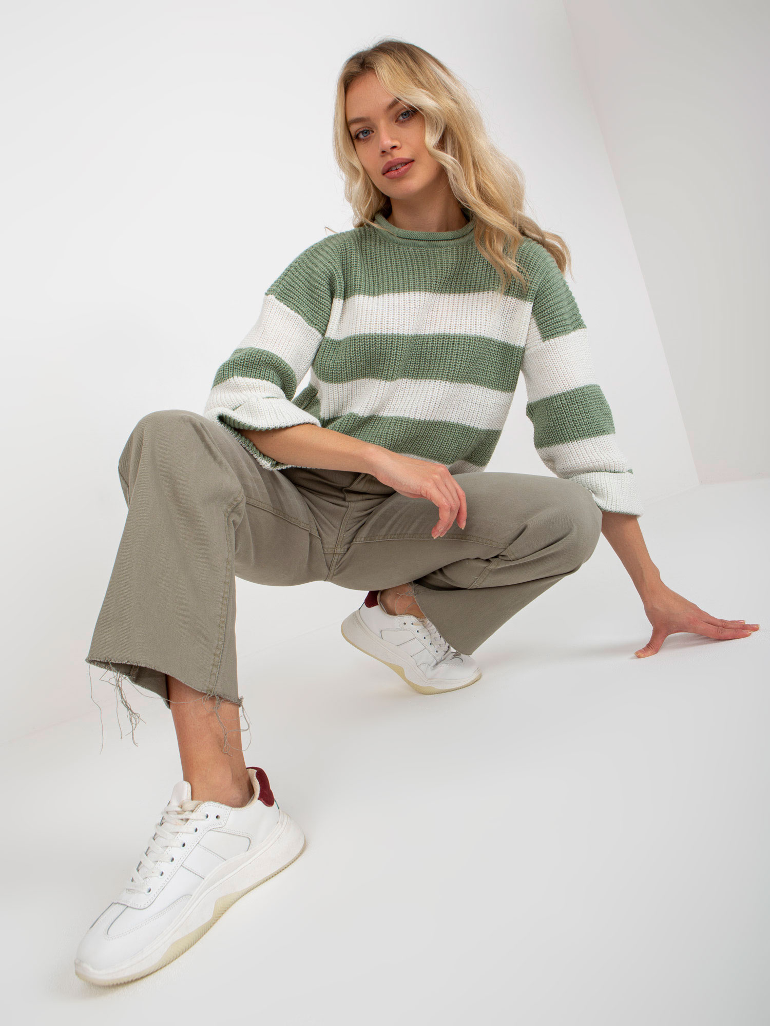 Khaki spodnie jeansowe z szeroką nogawką FRESH MADE
