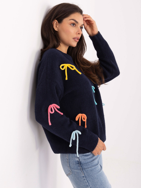 Granatowy damski sweter z aplikacjami