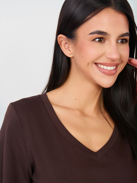 Czekoladowy t-shirt basic o klasycznym kroju RUE PARIS