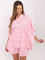 Jasnoróżowy letni komplet z haftem