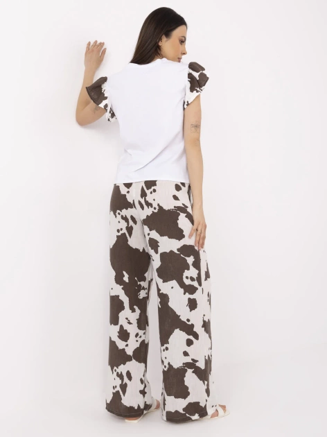 Brązowo-biały letni komplet z szerokimi spodniami