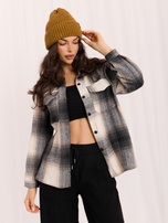 Hořčicová dámská čepice beanie s ohrnutím.