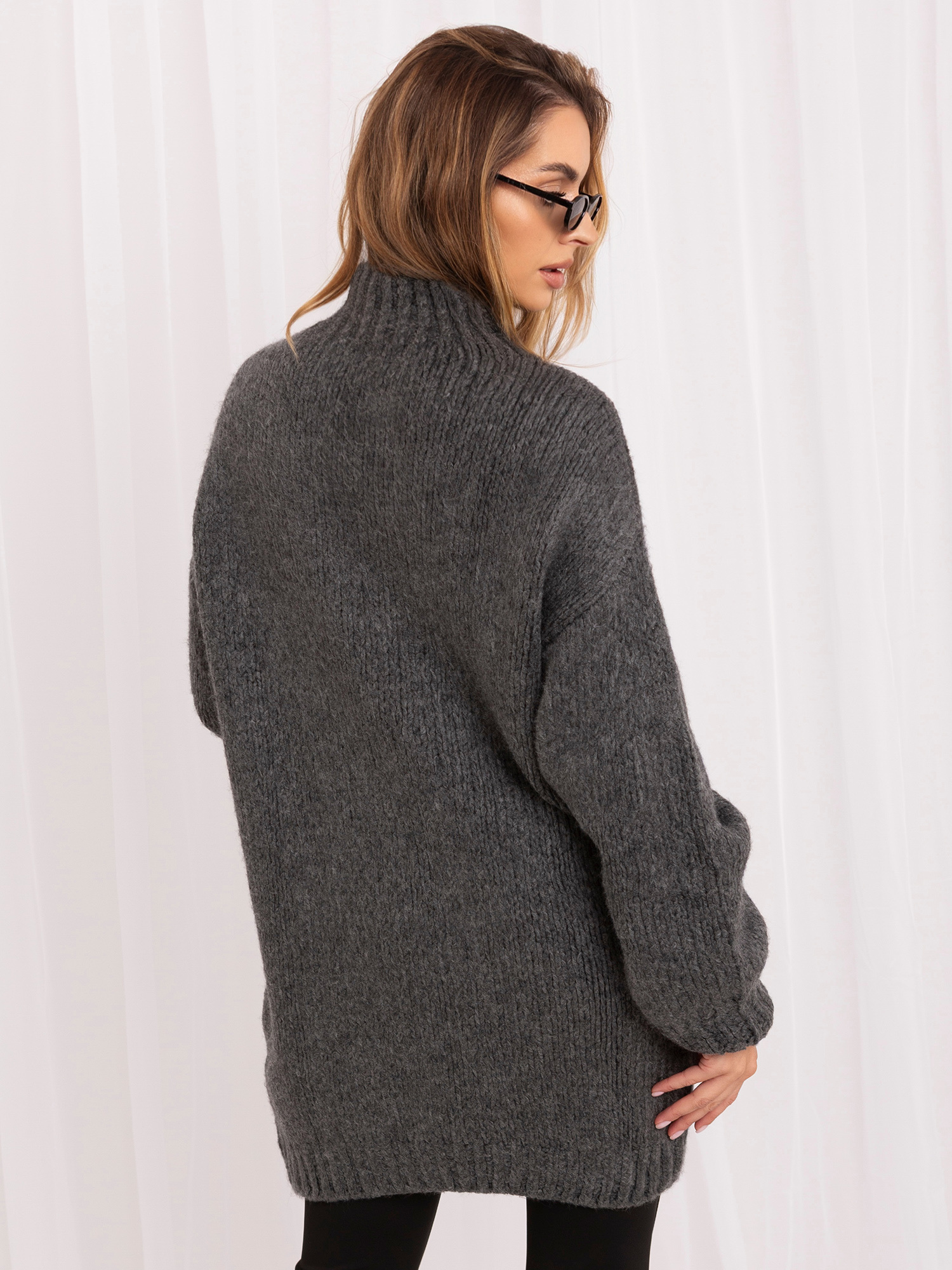 Hurt Ciemnoszara luźna sukienka dzianinowa oversize RUE PARIS
