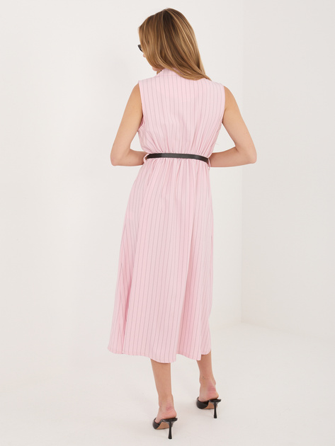 Jasnoróżowa garniturowa sukienka w paski