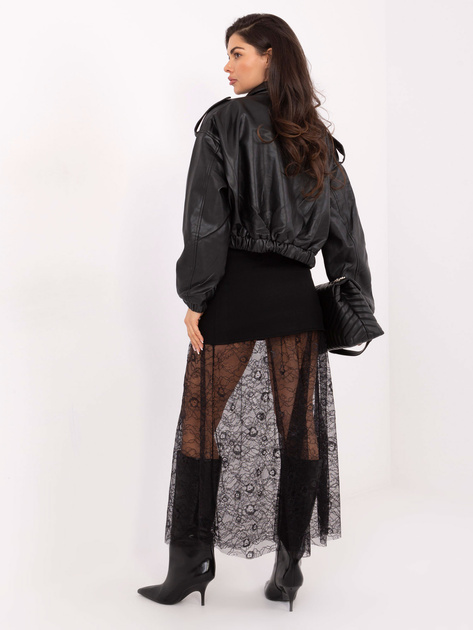 Czarna spódnica z koronkowym dołem