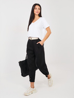 Czarne dresowe spodnie z paskiem 