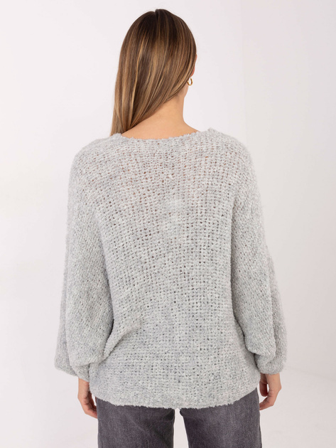 Szary sweter boucle w jednolitym kolorze