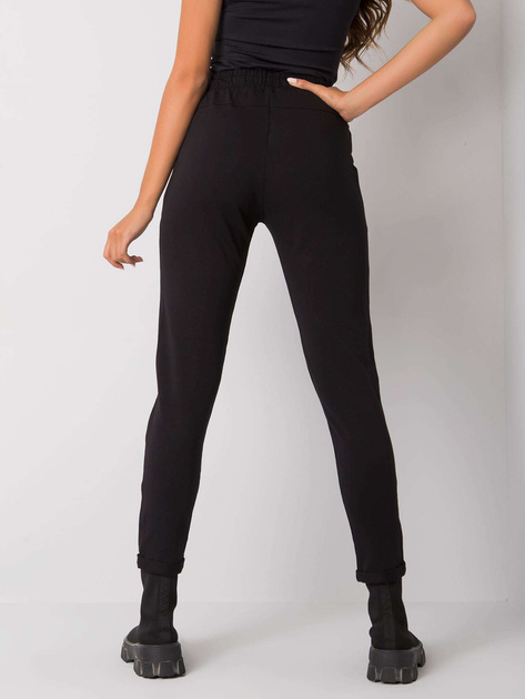 Czarne spodnie dresowe z napisami Haylee