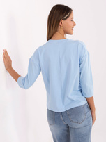 Jasnoniebieska casualowa bluzka z rękawem 3/4