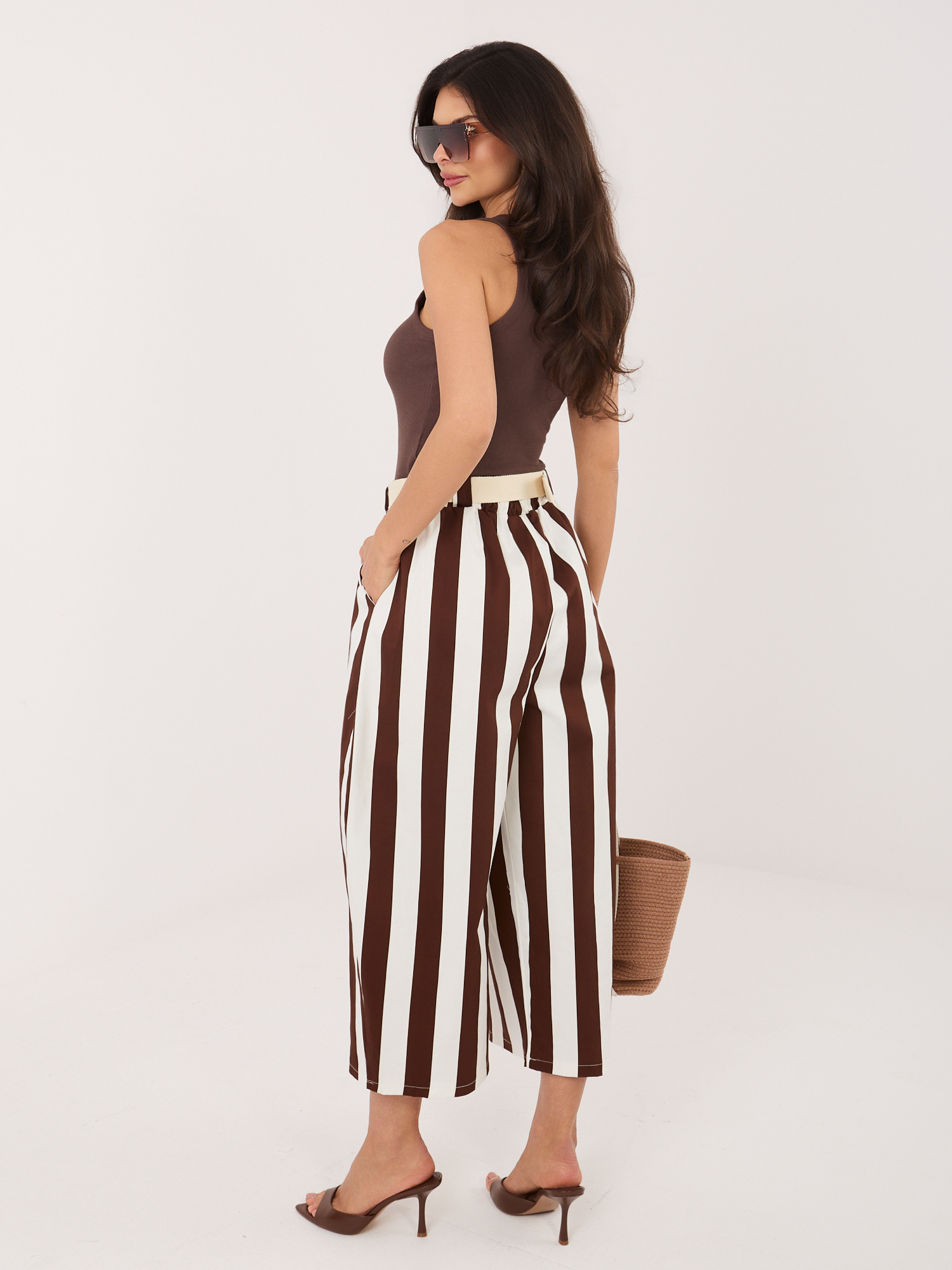 Ecru-brązowe letnie spodnie z szeroką nogawką 