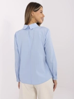 Jasnoniebieska elegancka koszula z kołnierzykiem