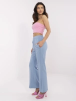 Niebieskie dresowe spodnie dzwony z przeszyciami