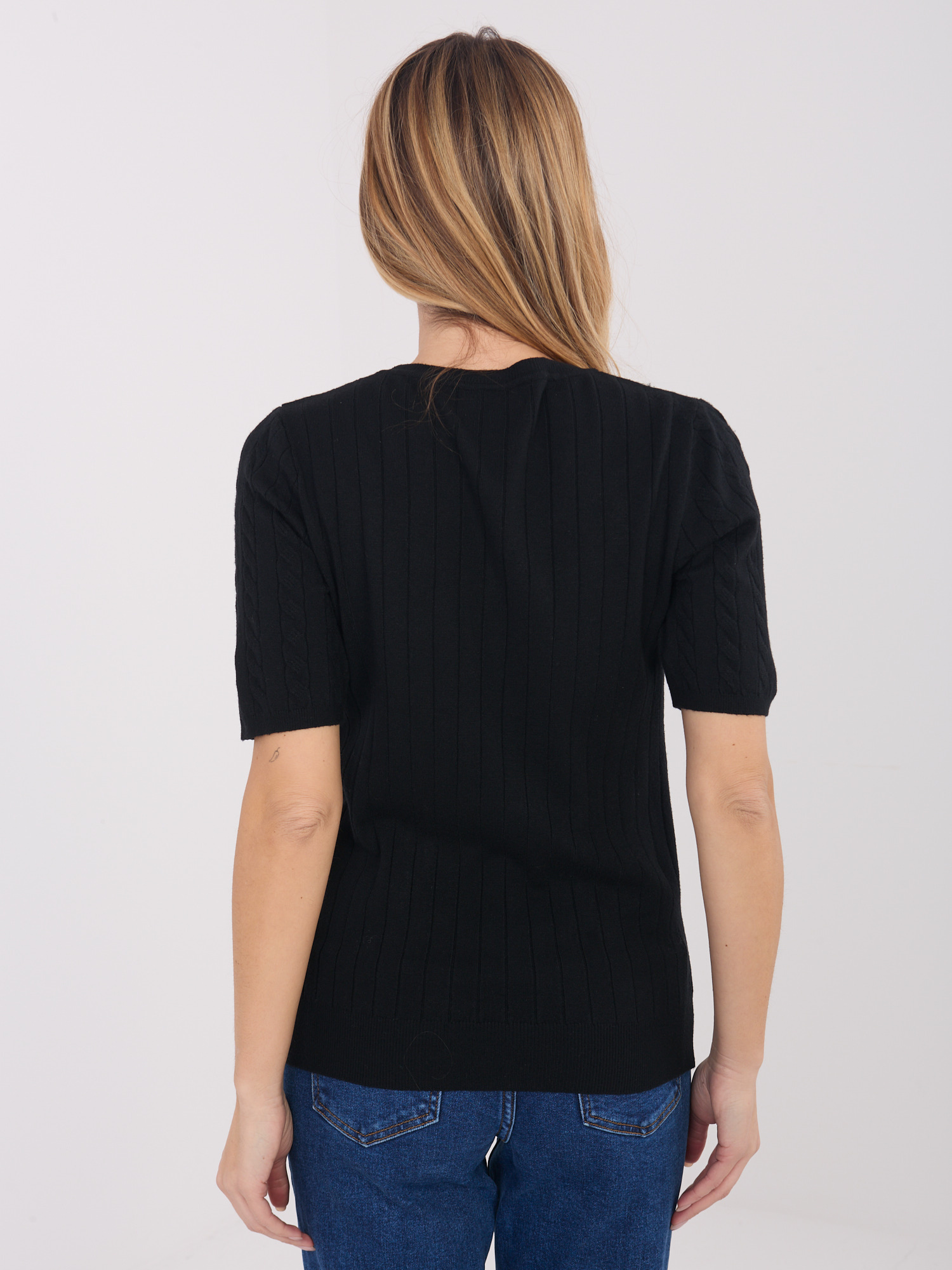 Sweter czarny