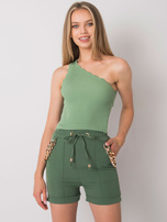 Khaki szorty z łańcuszkami Flannery