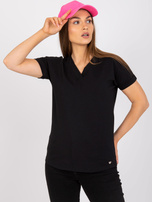 Black basic solid color t-shirt with a V-neck Severine.