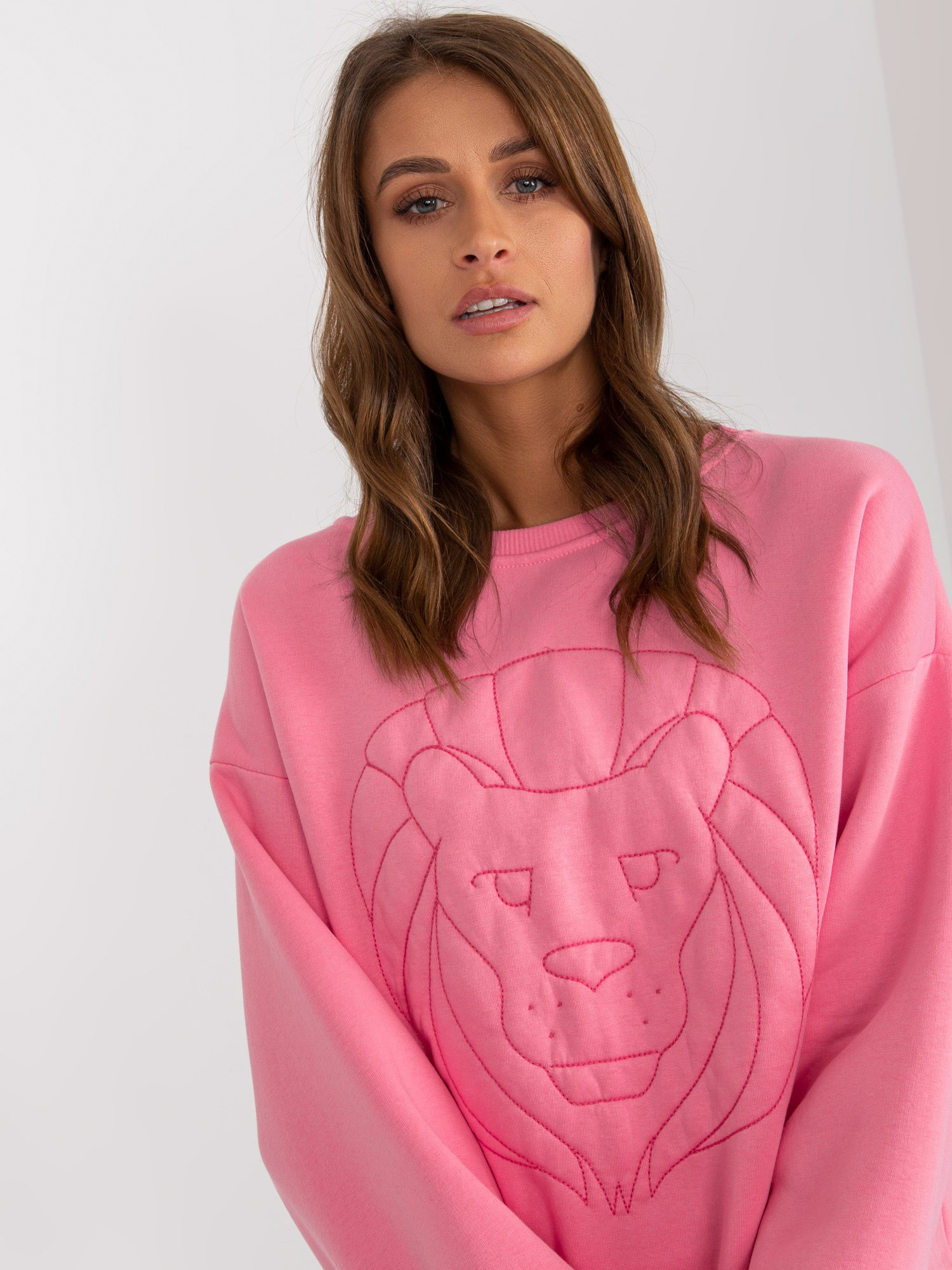 Różowa ocieplana bluza bez kaptura oversize