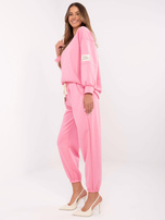 Hurt Różowy dresowy komplet z bluzą bez kaptura 