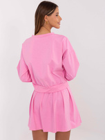 Hurt Różowy dwuczęściowy komplet z plisowaną spódnicą