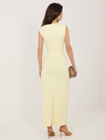 Jasnożółta elegancka sukienka bez rękawów RUE PARIS