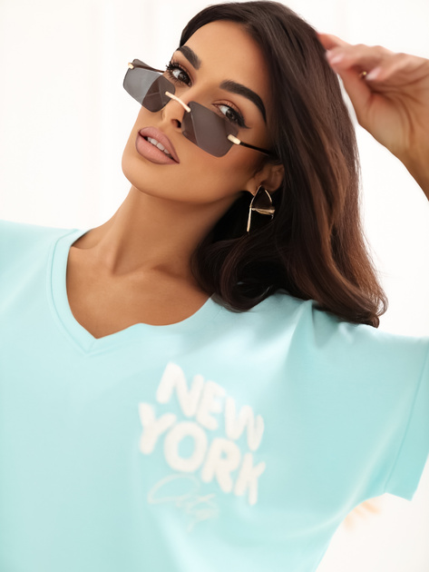 Miętowa bluzka oversize z napisem New York
