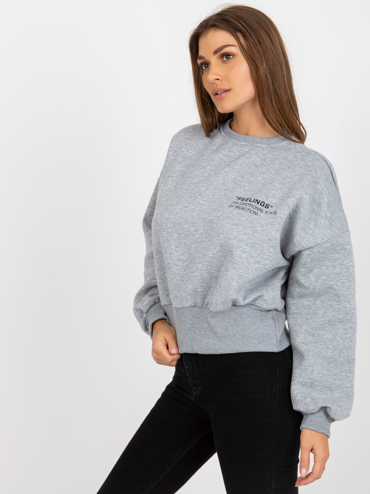 Hurtownia Szara dresowa bluza bez kaptura z napisem