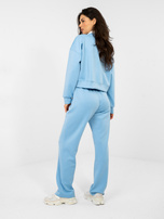 Pastelowy niebieski dresowy komplet z kołnierzykiem