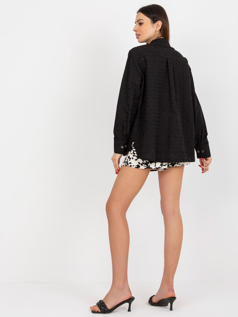 Hurtownia Czarna ażurowa koszula oversize z haftem
