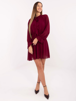 Burgundowa rozkloszowana sukienka z żabotem RUE PARIS