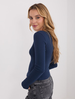 Granatowa bluzka basic z guzikami przy dekolcie
