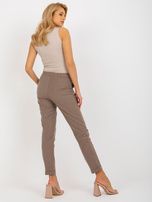 Hurt Brązowe materiałowe spodnie cygaretki bez zapięcia