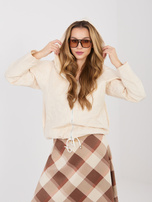 Jasnobeżowa kurtka z kwiatowym pikowaniem RUE PARIS 