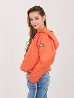 Pomarańczowa pikowana kurtka z kapturem RUE PARIS 