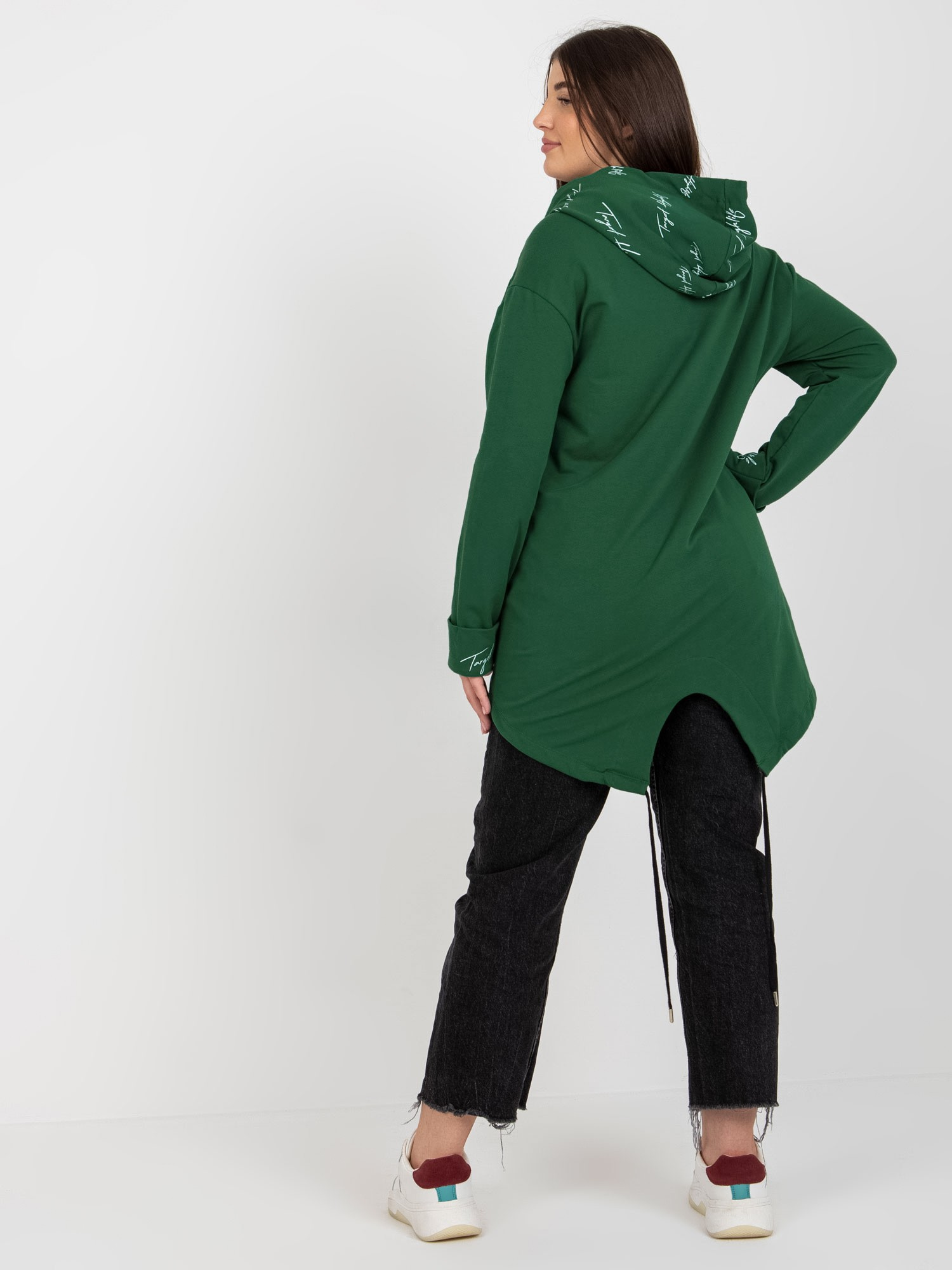 Ciemnozielona rozpinana bluza plus size z napisami