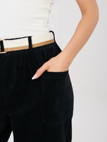 Czarne sztruksowe spodnie ze zwężaną nogawką RUE PARIS