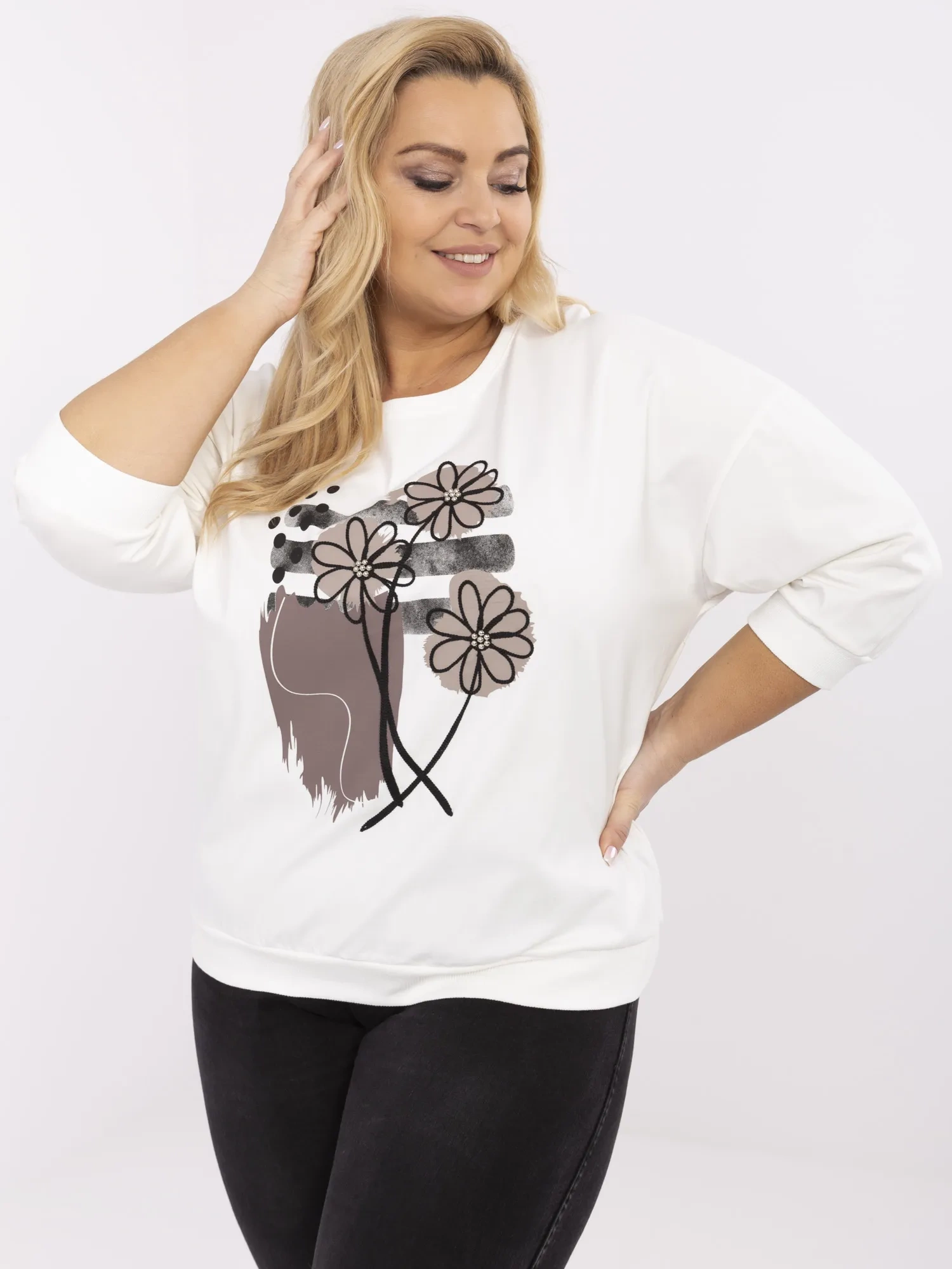 Ercu women's plus size blouse with print.