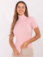 Helle rosa gestreifte Pullover mit Kragen.