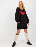 Hurt Czarna długa bluza oversize z aplikacją z dżetów 