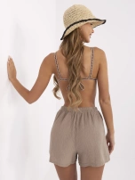 Ciemnobeżowe muślinowe szorty z kieszeniami