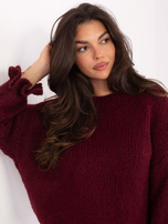 Bordowy sweter z falbankami przy rękawach