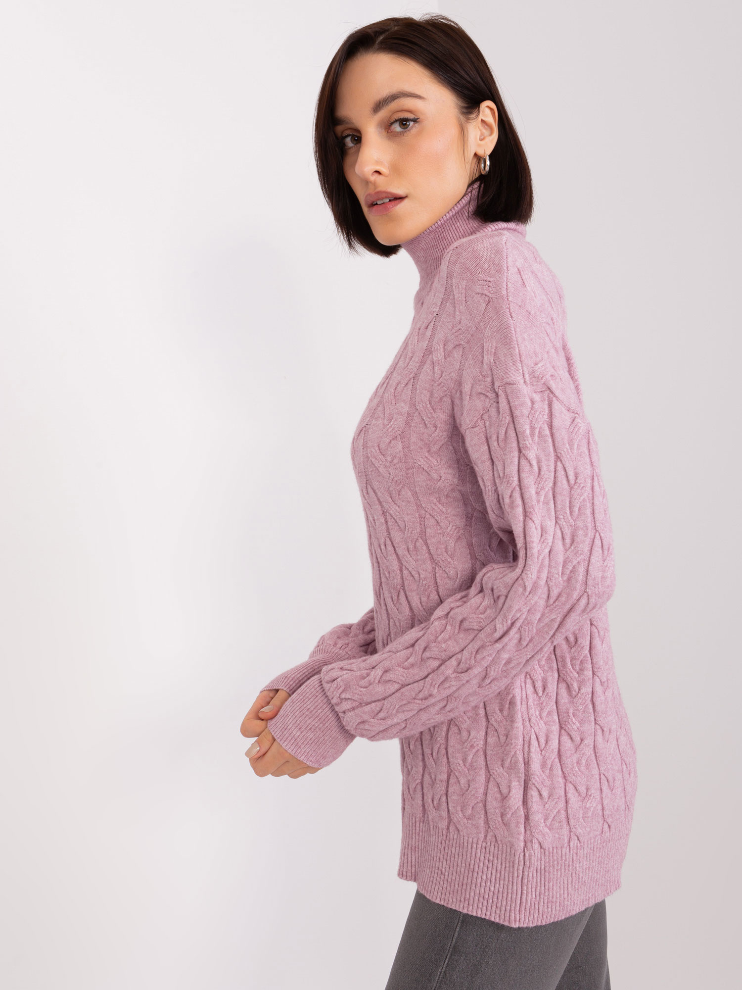Hurt Light purple turtleneck sweater with viscose.