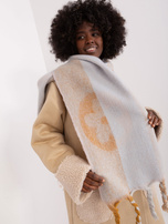 Hurtownia Jasnoróżowy ciepły szal we wzory 