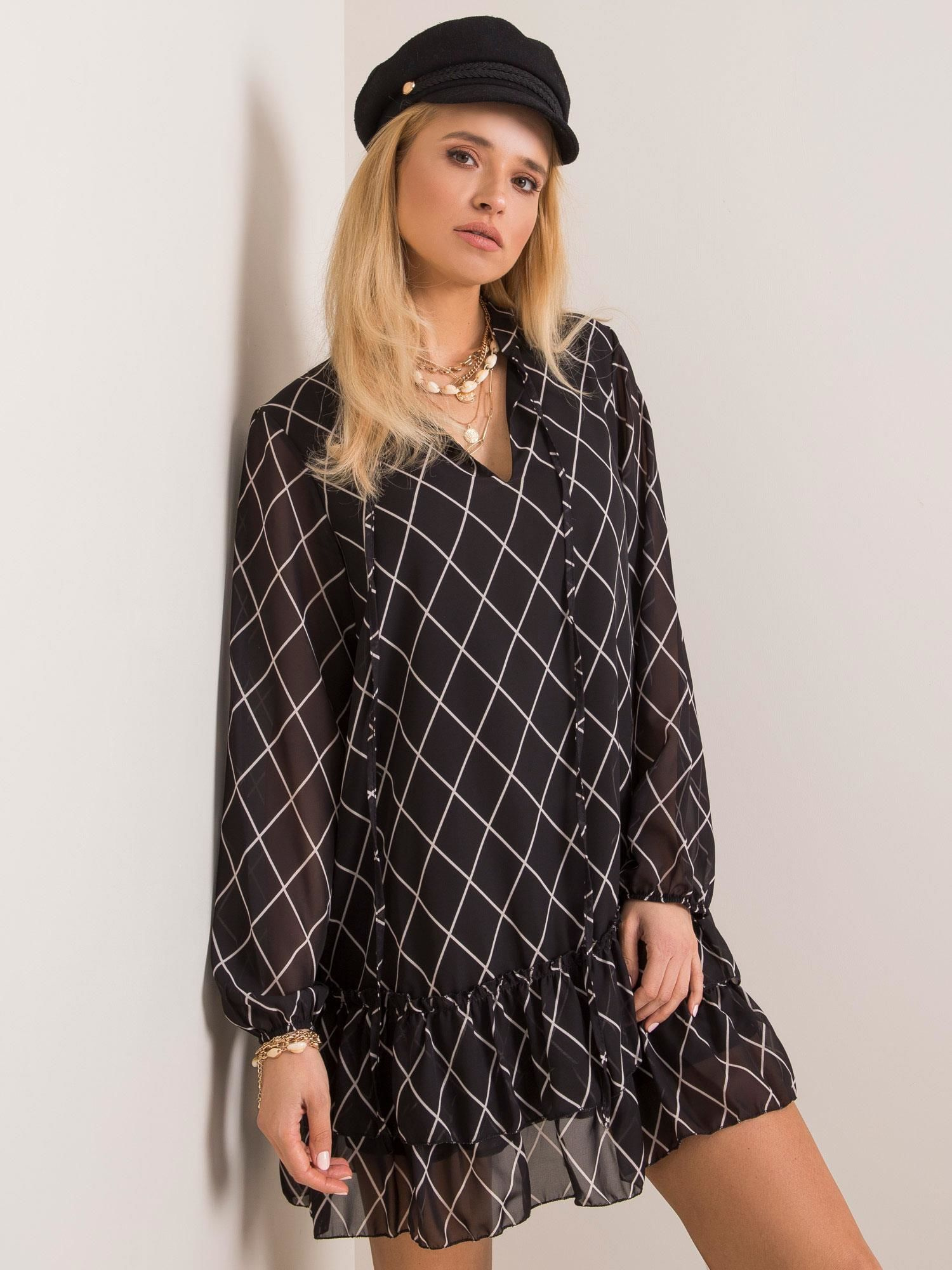 Czarna sukienka Sara